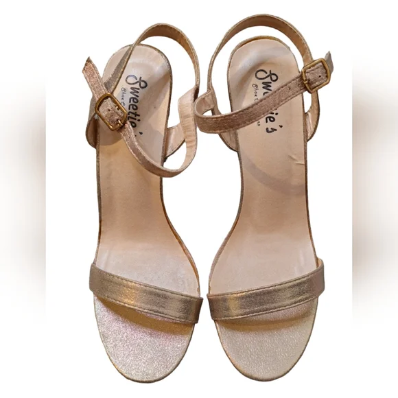 Women's Bling Gold Metallic Heels Size: 9.5 - Wedding, Prom, Homecoming Shoes - Picture 5 of 11